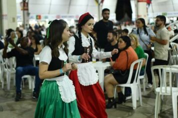 Foto - 16ª Festa das Nações 01 A